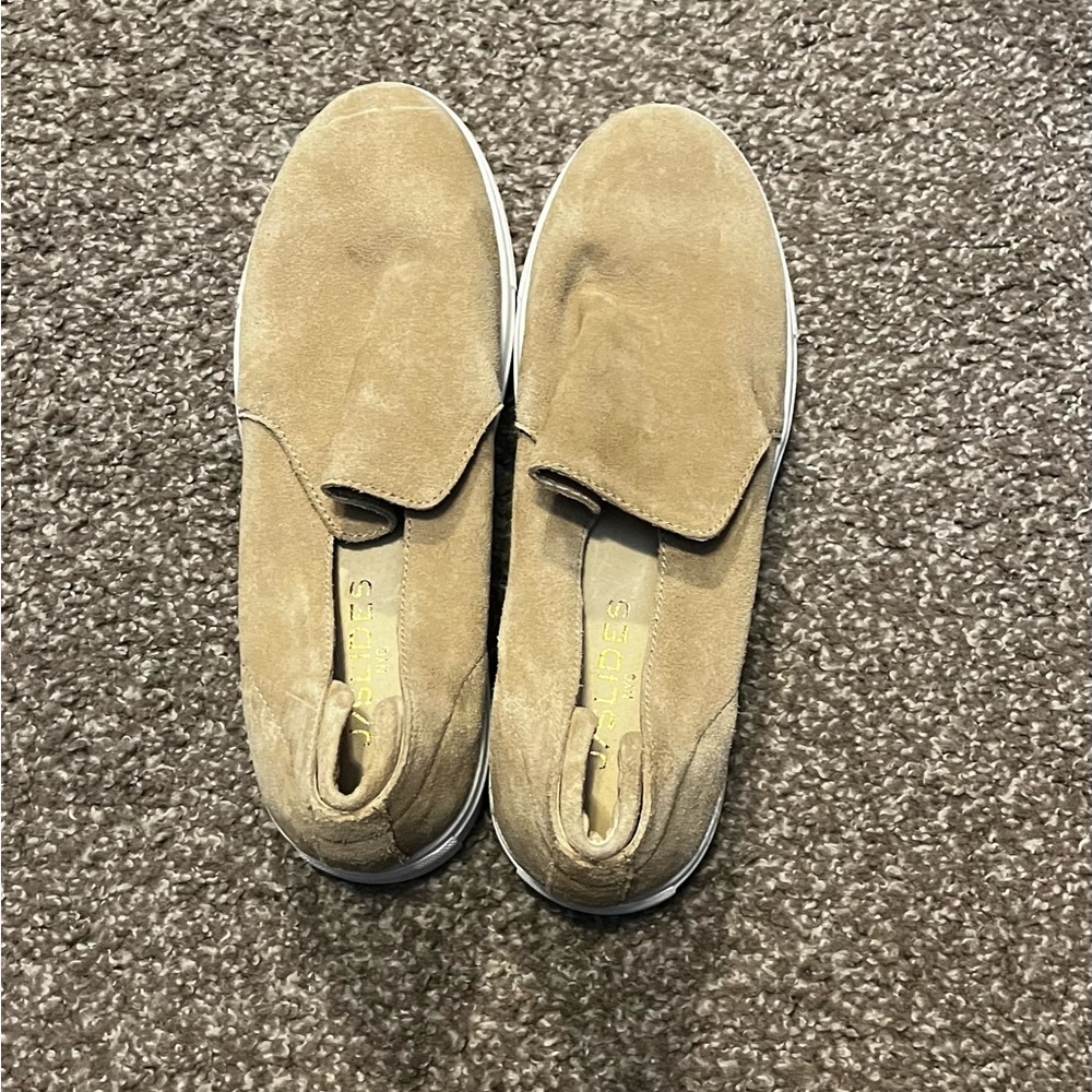 NWOT J/Slides Size 8